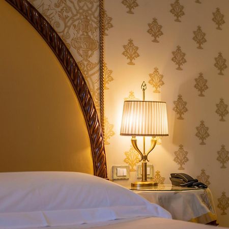 Hotel Palazzo Stern Venesia Bagian luar foto